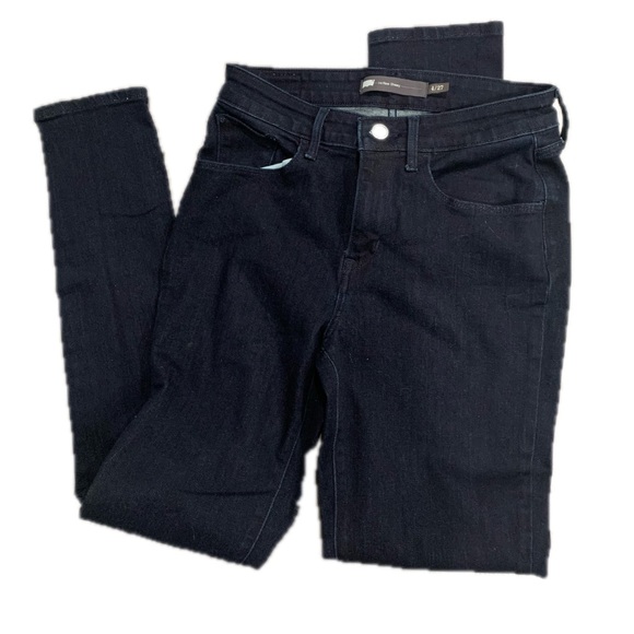 Levi's Denim - LEVI Hi-Rise Skinny Dark Wash Jeans Like new!